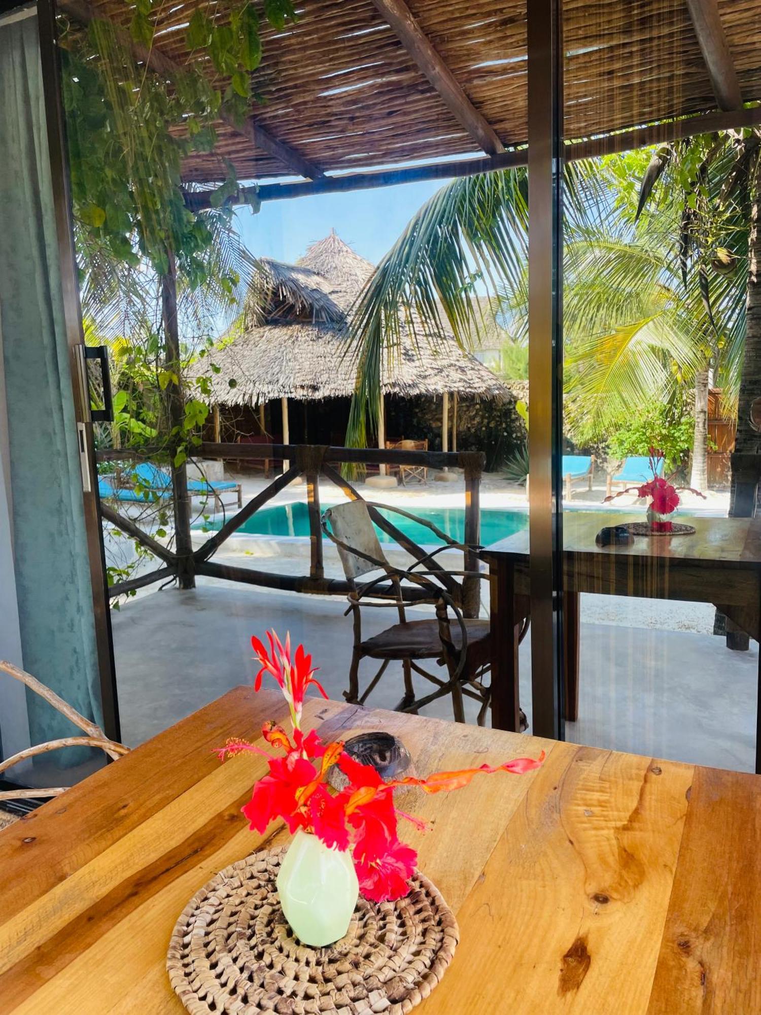 Sand Beach Boutique Apartments Bwejuu Exterior photo